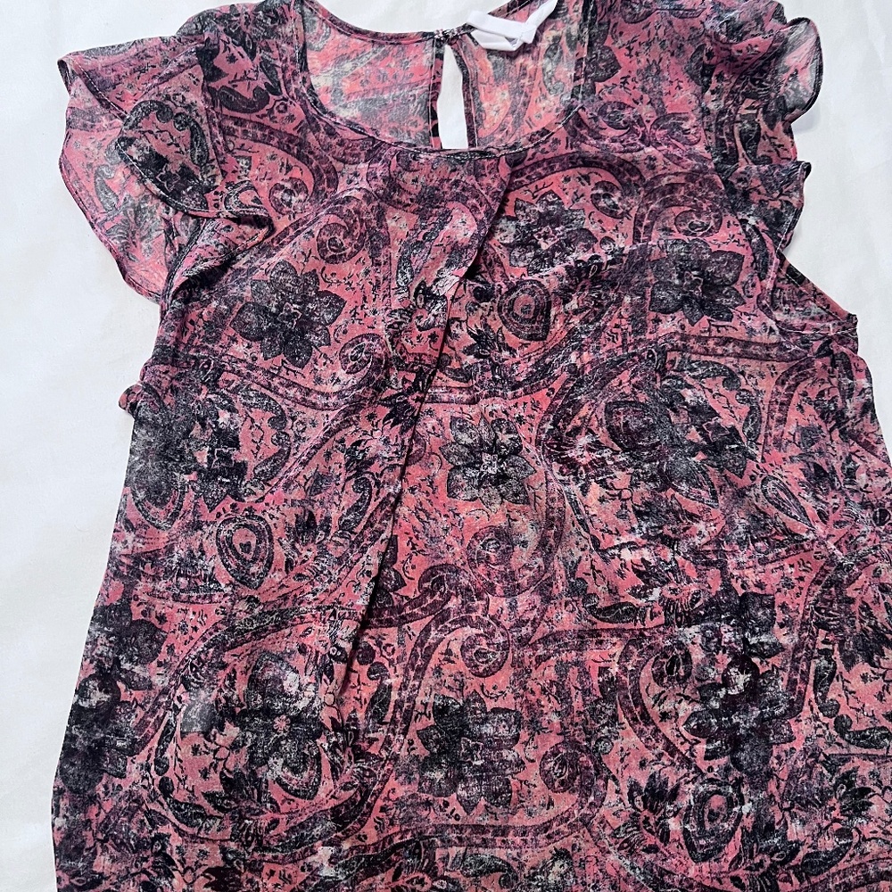 Pink paisley flutter-sleeve top
